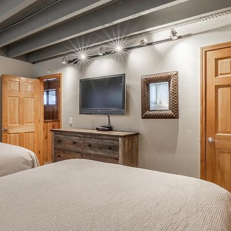 Updated 5 Bedroom 3 Bathroom Townhome Slopeside At 1849 Condos 671 Sleeps 10 Mammoth Lakes Exterior photo