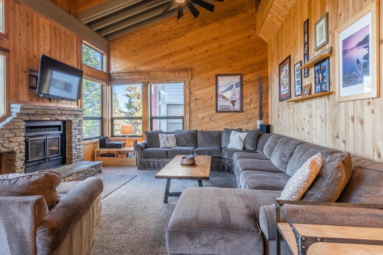 Updated 5 Bedroom 3 Bathroom Townhome Slopeside At 1849 Condos 671 Sleeps 10 Mammoth Lakes Exterior photo